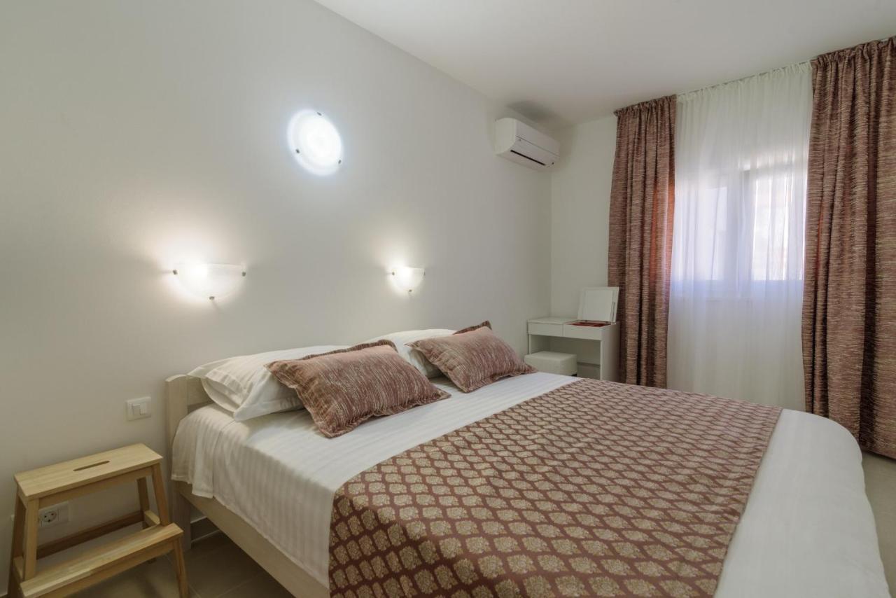 S-7 Apartment